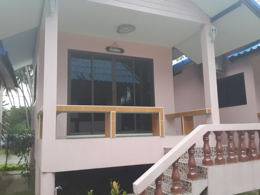 Chaiwat Resort Laem Sing Room photo