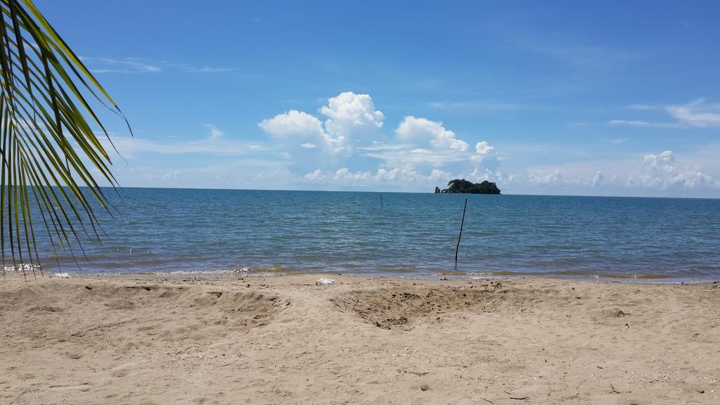 Chaiwat Resort Laem Sing Exterior photo