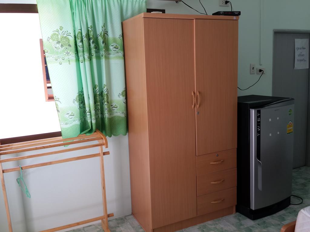 Chaiwat Resort Laem Sing Room photo