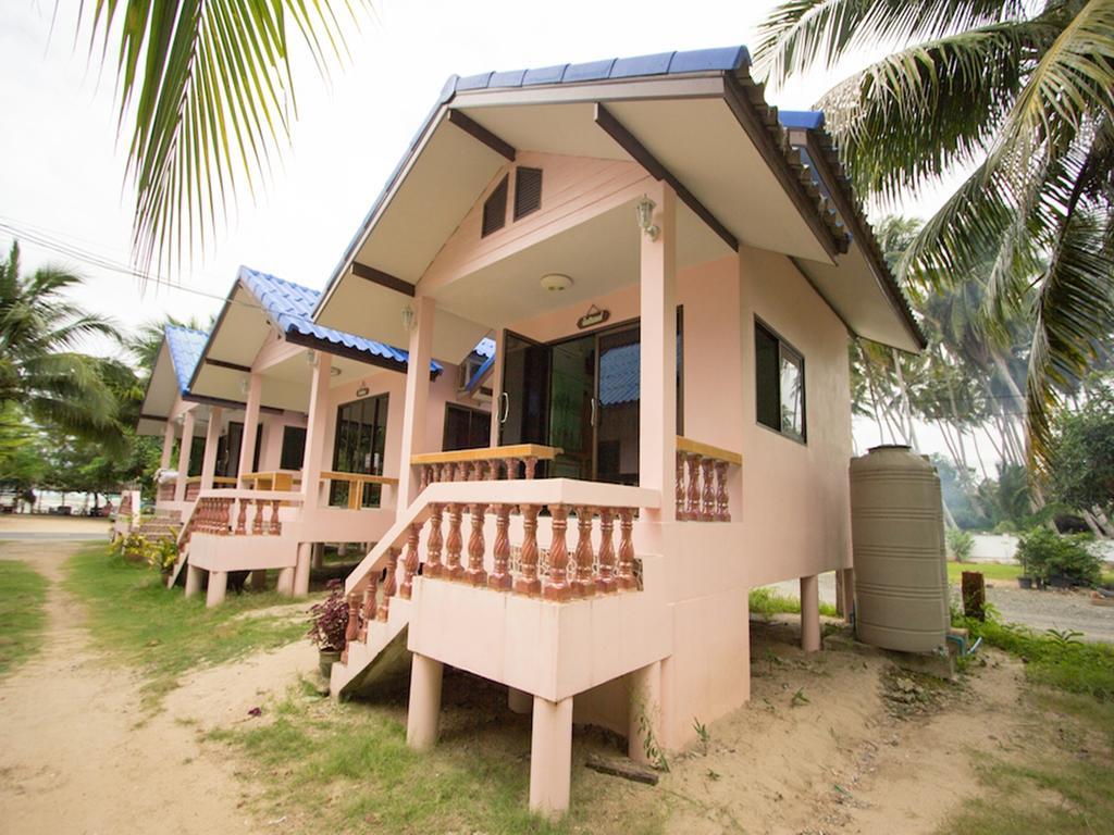 Chaiwat Resort Laem Sing Room photo