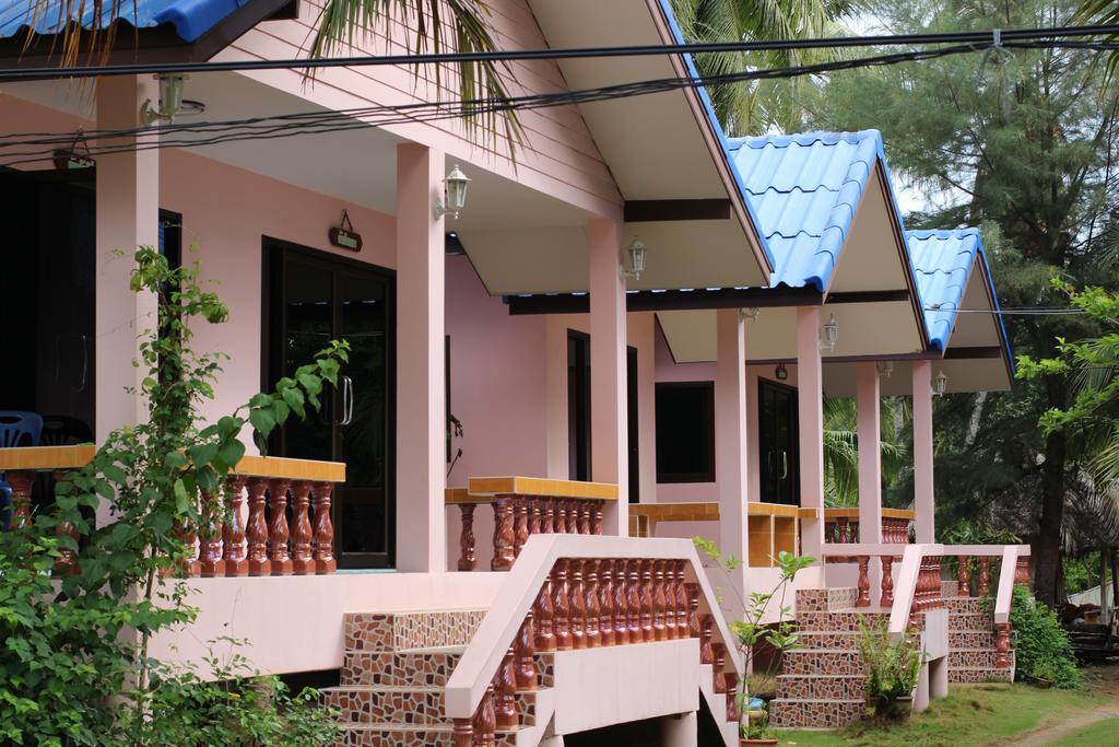 Chaiwat Resort Laem Sing Exterior photo