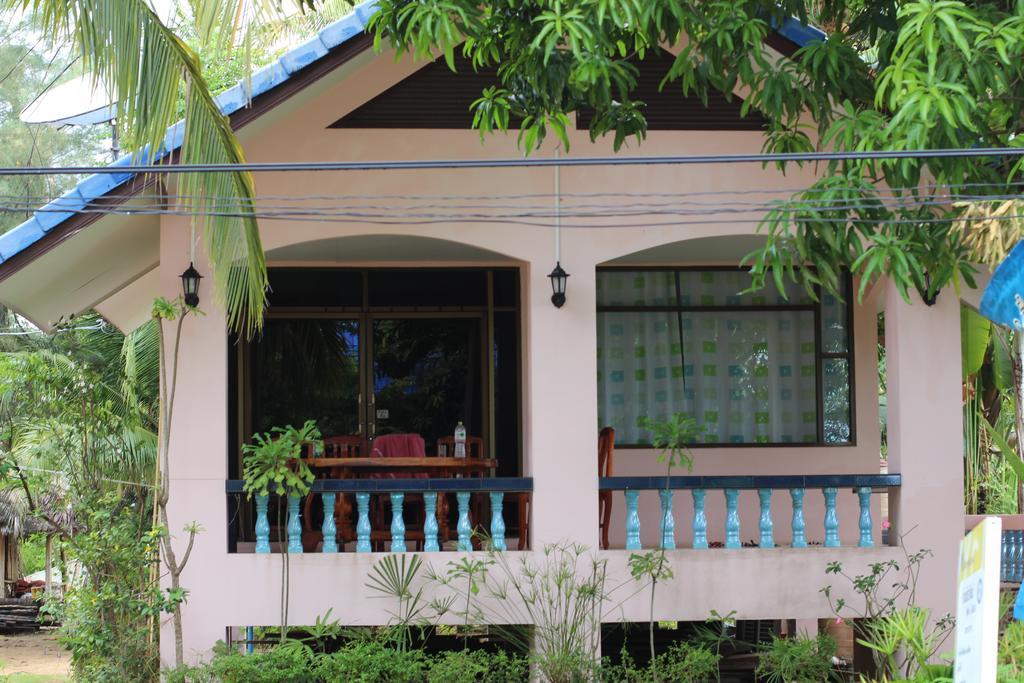 Chaiwat Resort Laem Sing Exterior photo