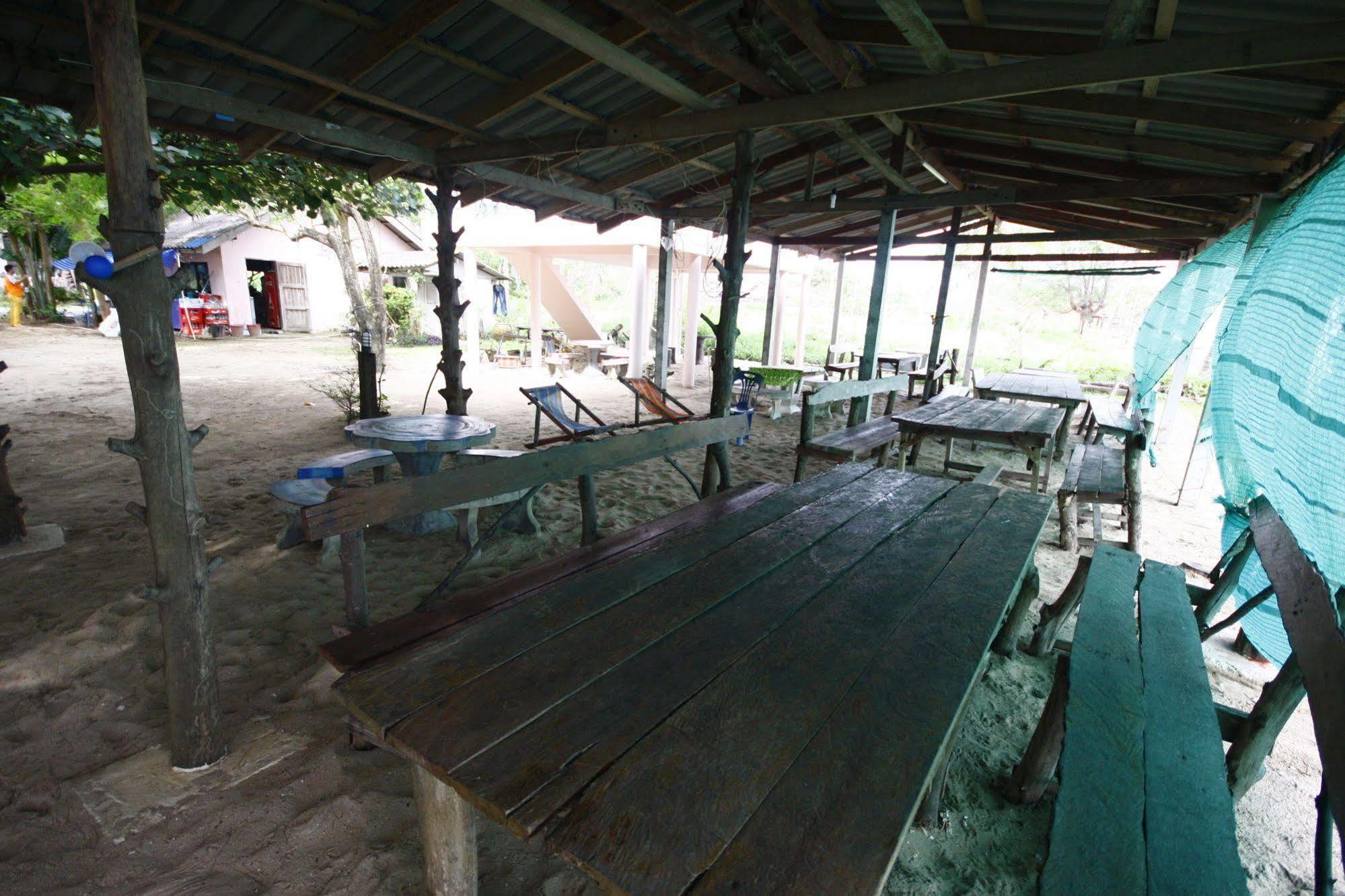 Chaiwat Resort Laem Sing Exterior photo