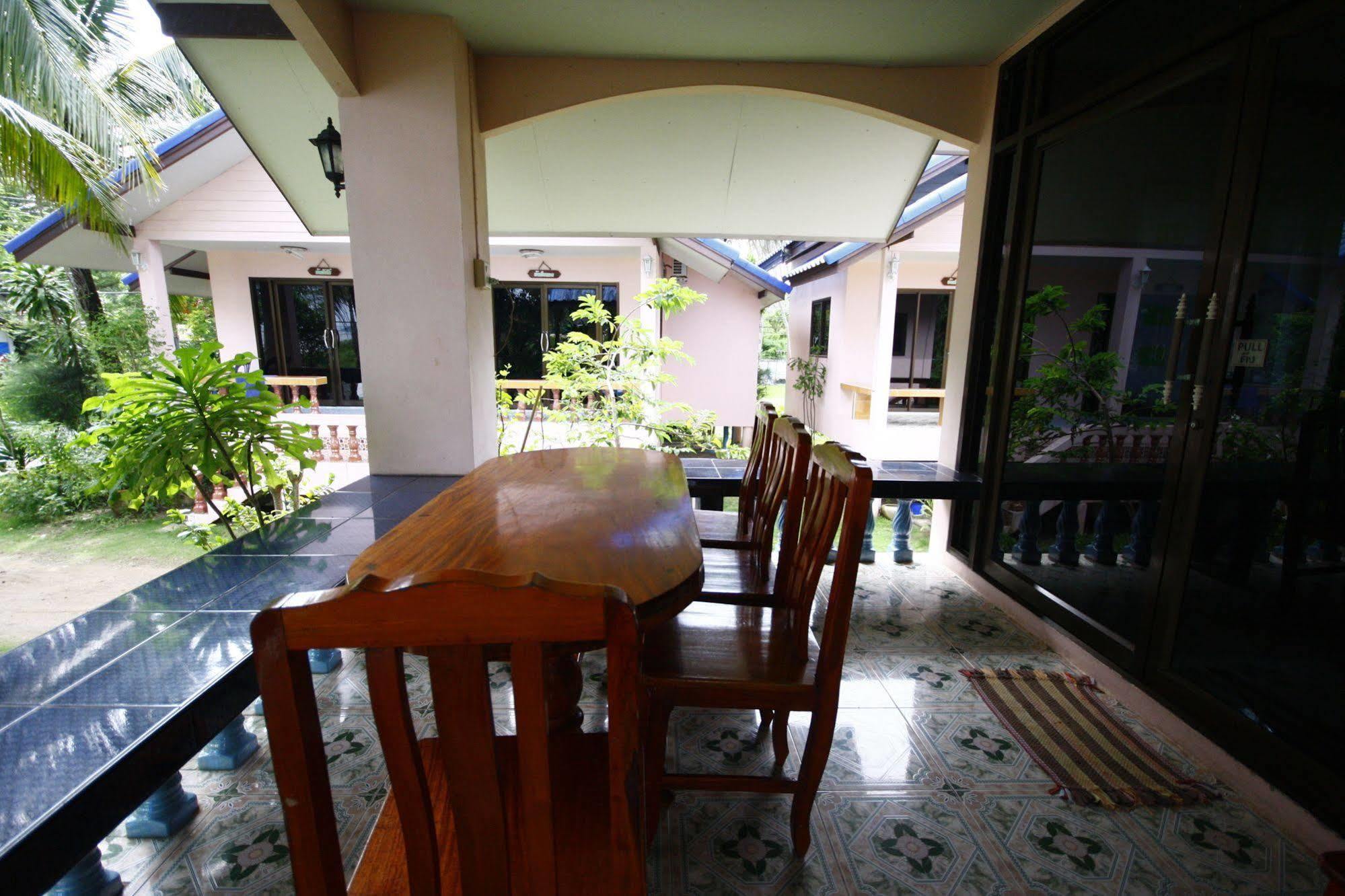 Chaiwat Resort Laem Sing Exterior photo
